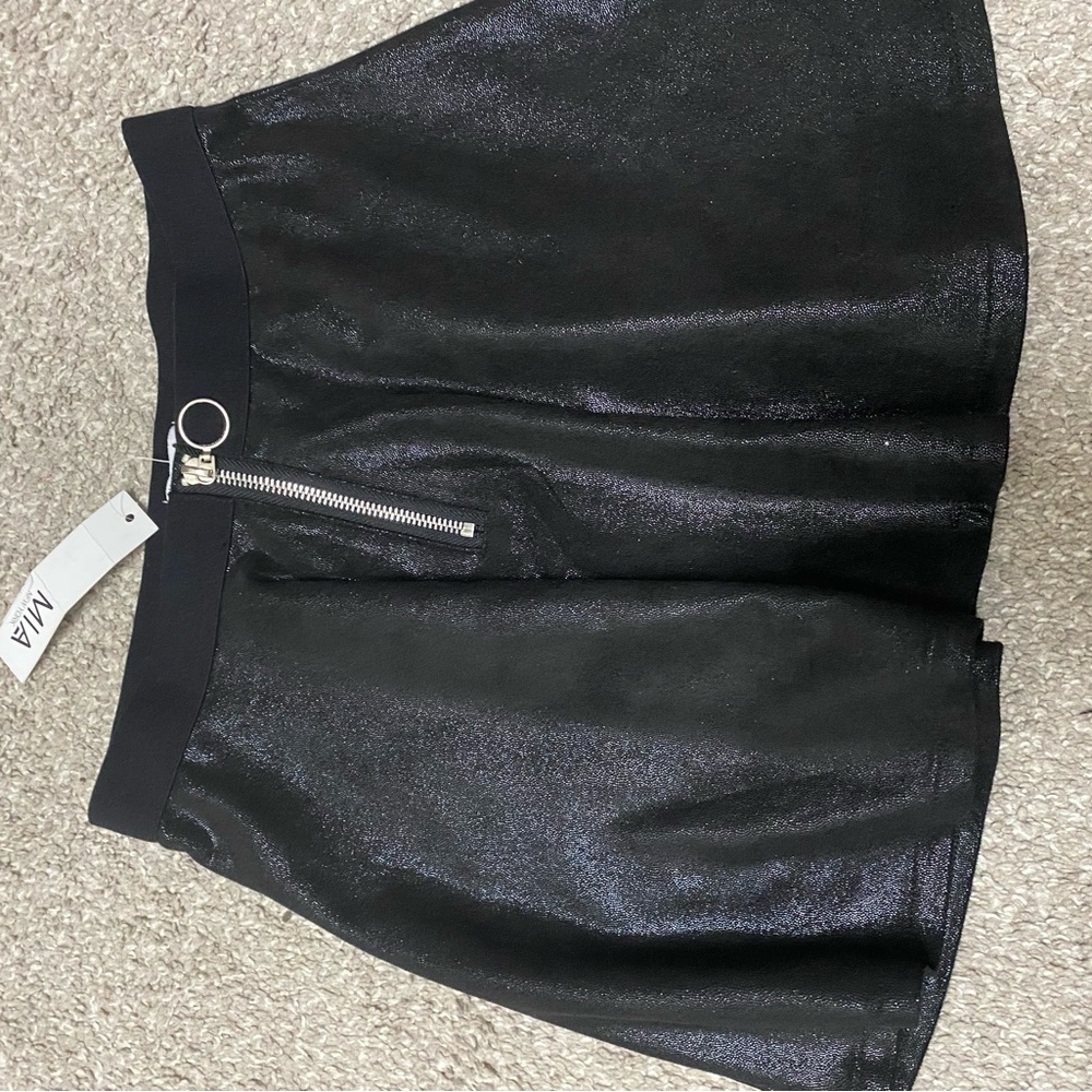 Mia skirt girls size large